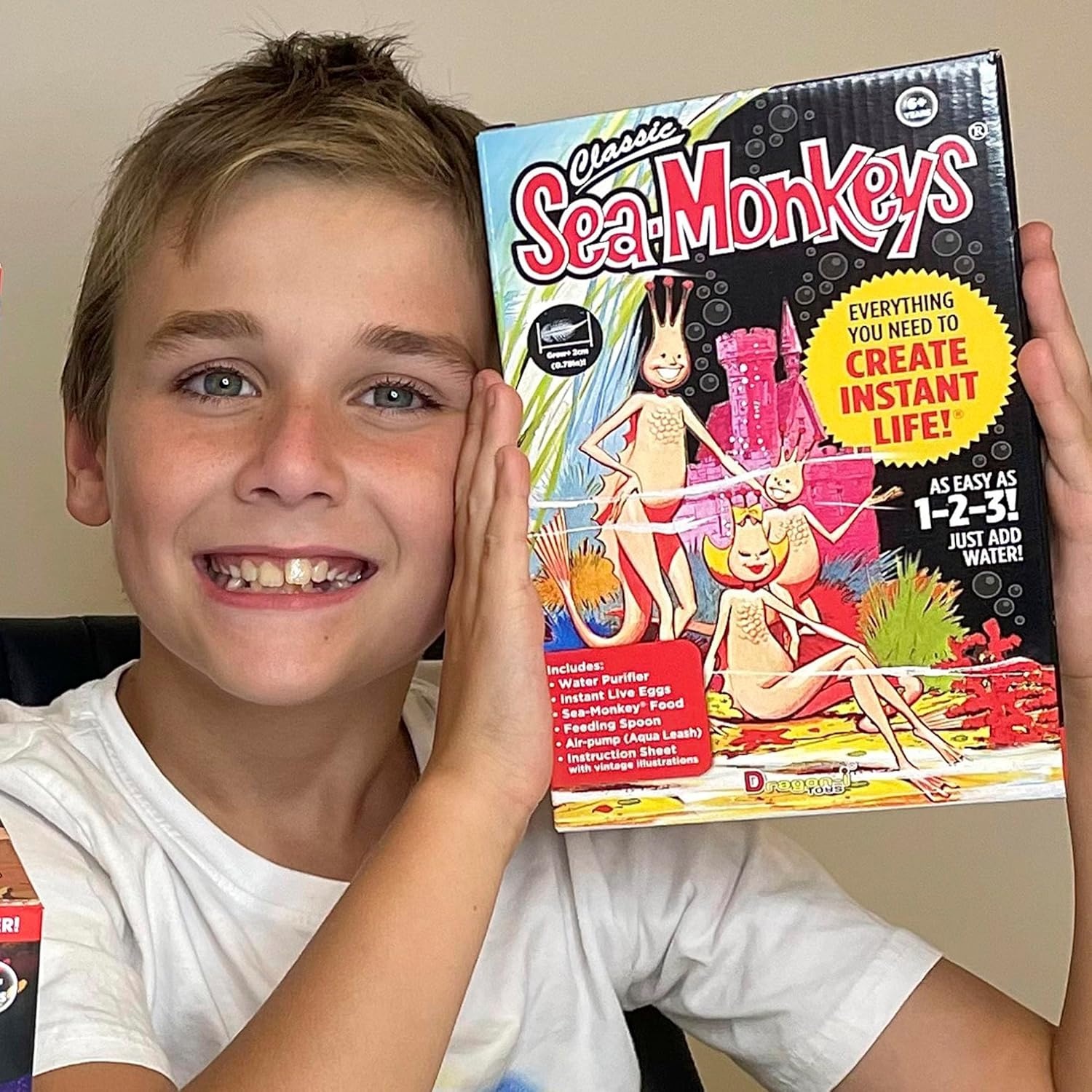 Sea-Monkeys: Retro Instant Life Kit - Tiny Brine Shrimp Growth Set, World's Only Instant Pet, Create Life, Just Add Water, Educational Kit, Kids 6+ - Image 2